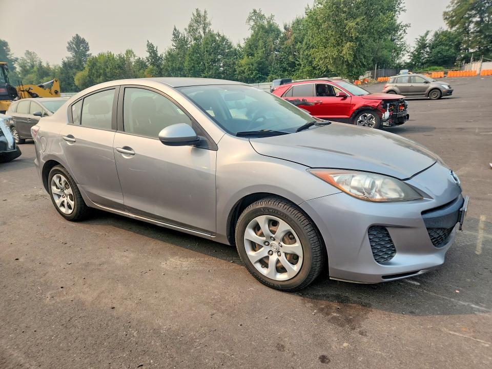 2012 Mazda 3 I