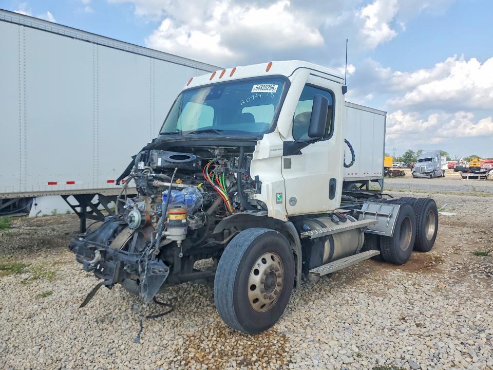 2023 Freightliner Cascadia 116 Semi Truck