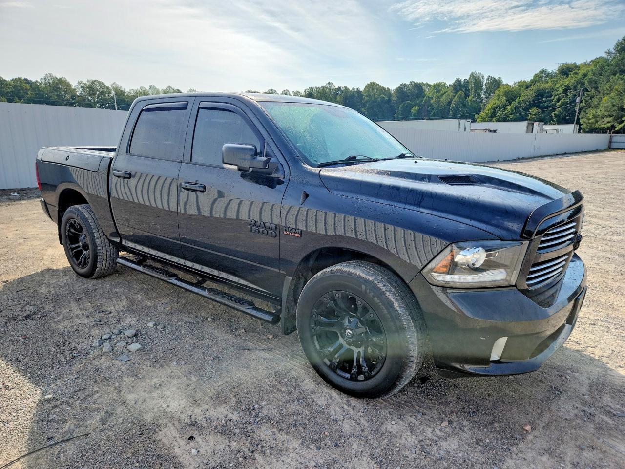 2017 Dodge RAM 1500 Sport