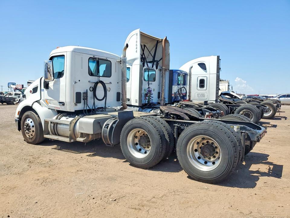 2019 Peterbilt 579 Semi Truck