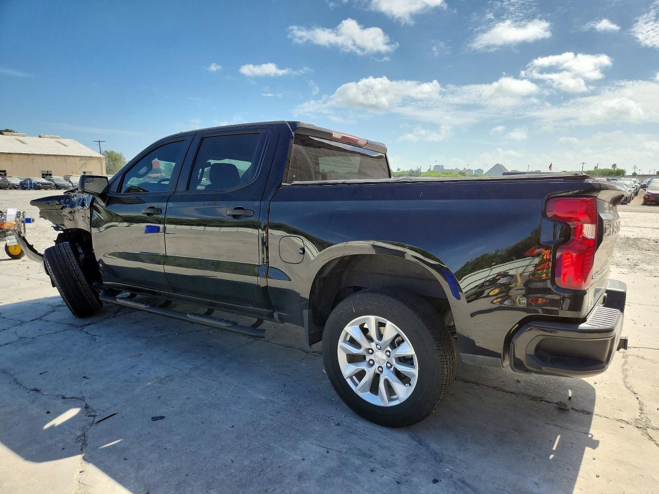 2025 Chevrolet Silverado C1500 Custom