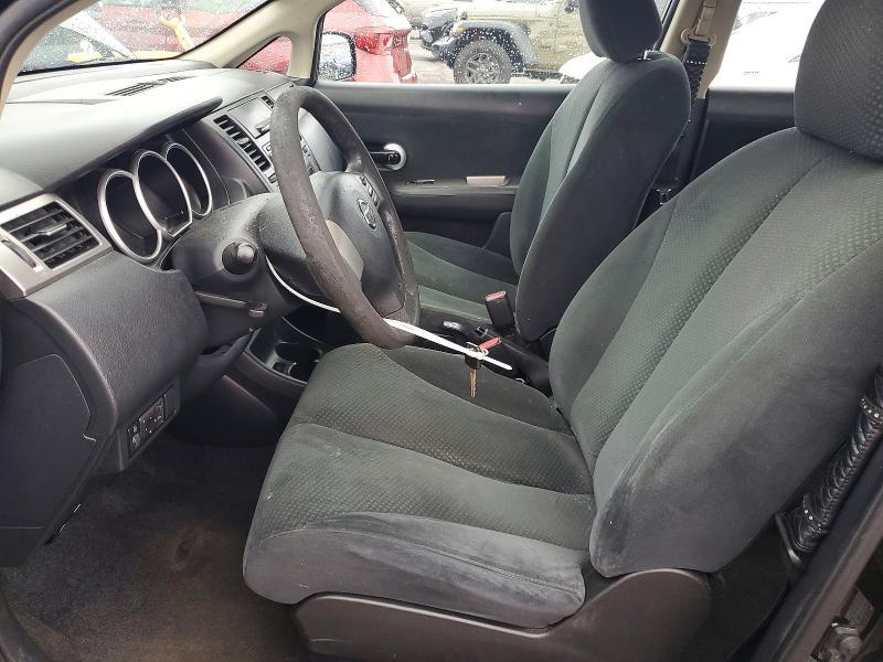 2011 Nissan Versa 1.8 s