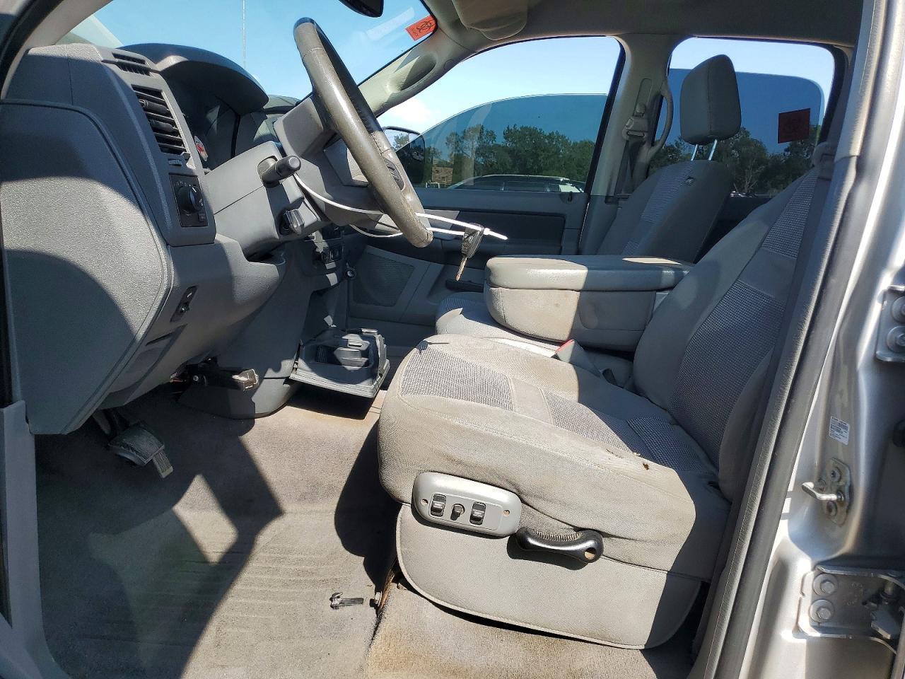 2007 Dodge RAM 2500 ST