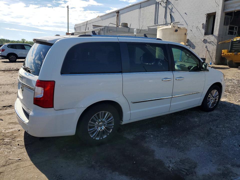 2011 Chrysler Town & Country Limited