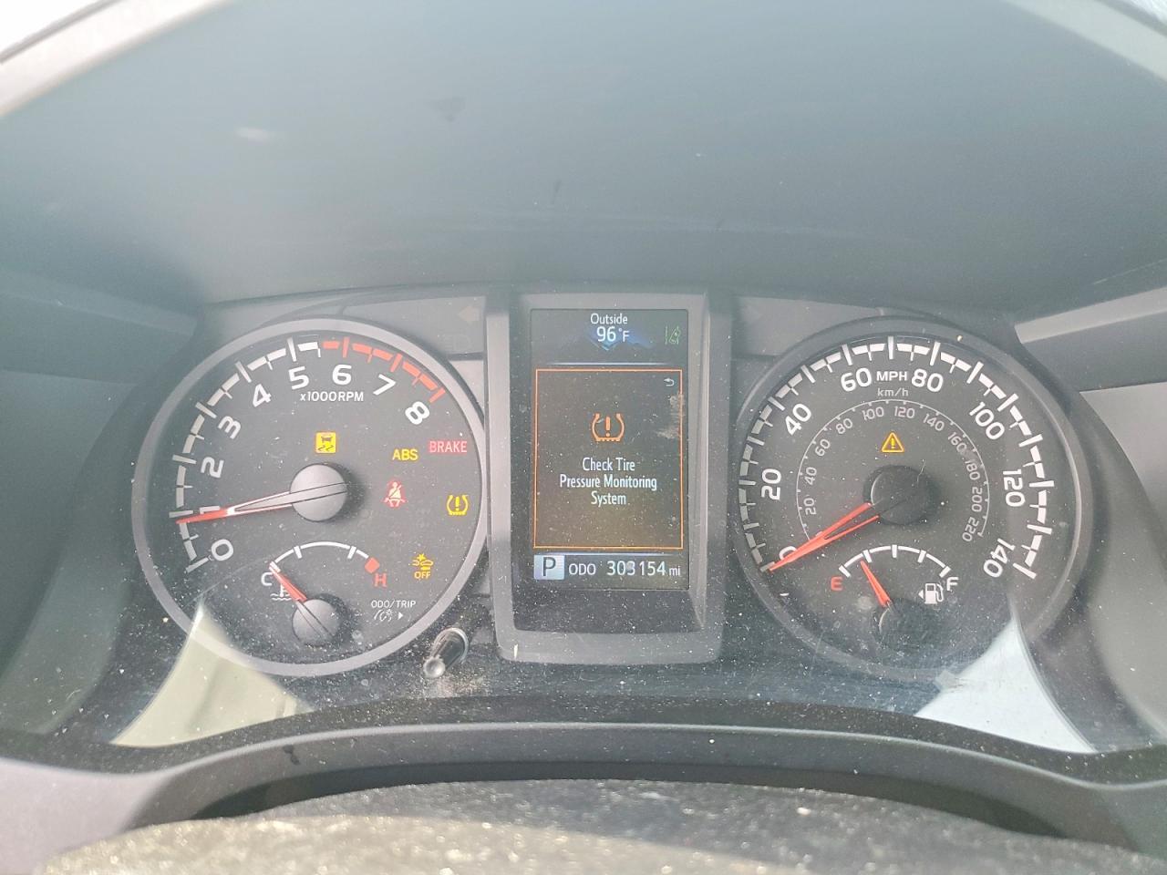 2022 Toyota Tacoma SR