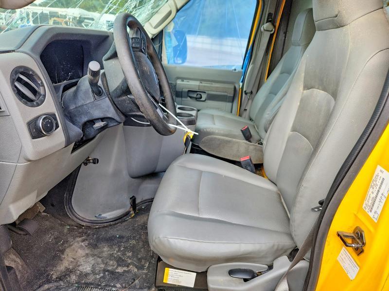 2022 Ford E350 BOX Truck