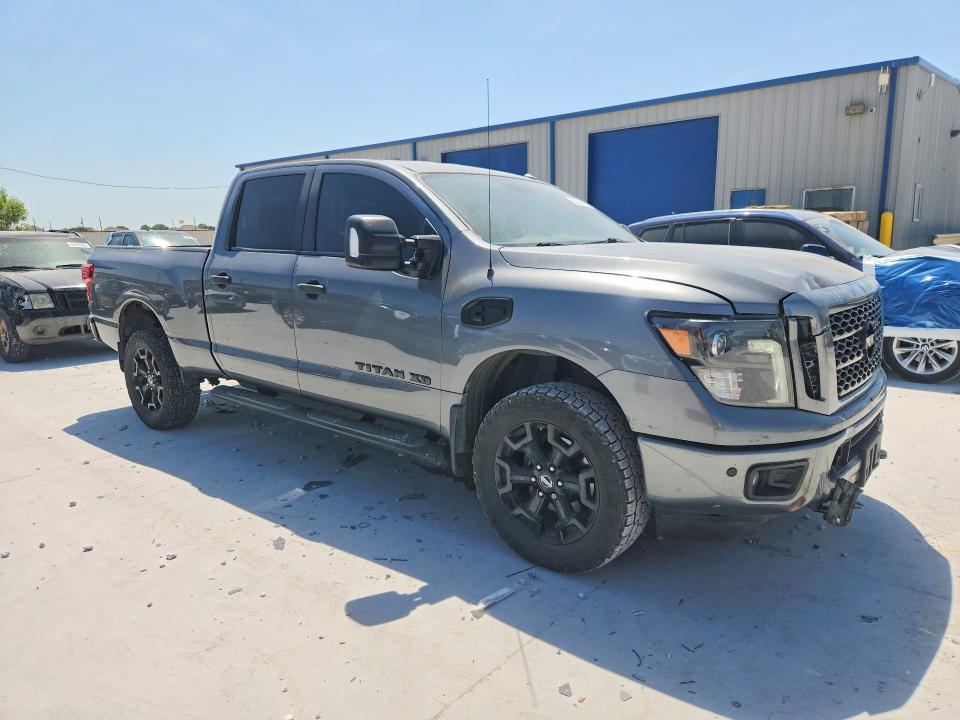 2018 Nissan Titan XD SV