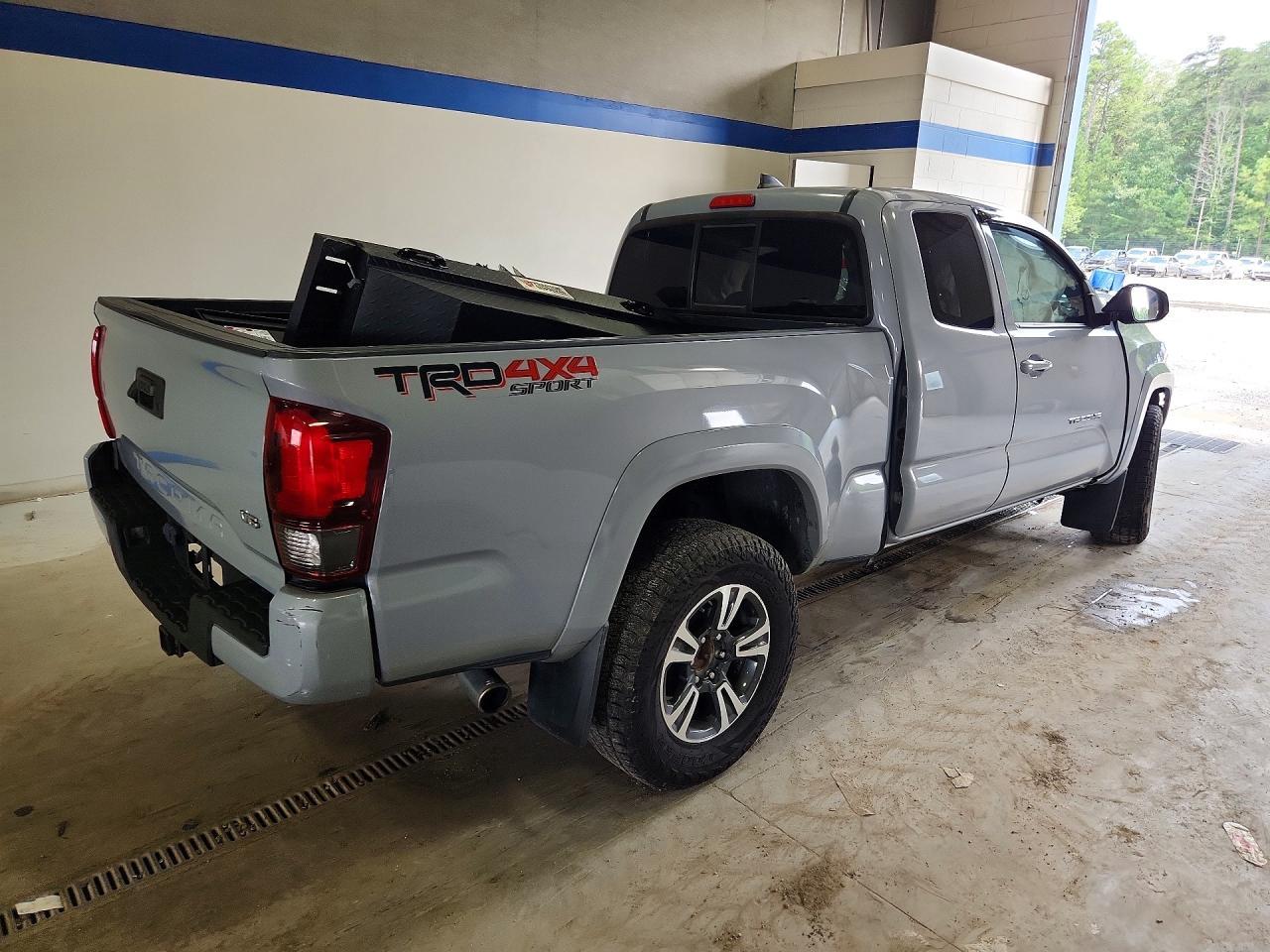 2018 Toyota Tacoma TRD Sport