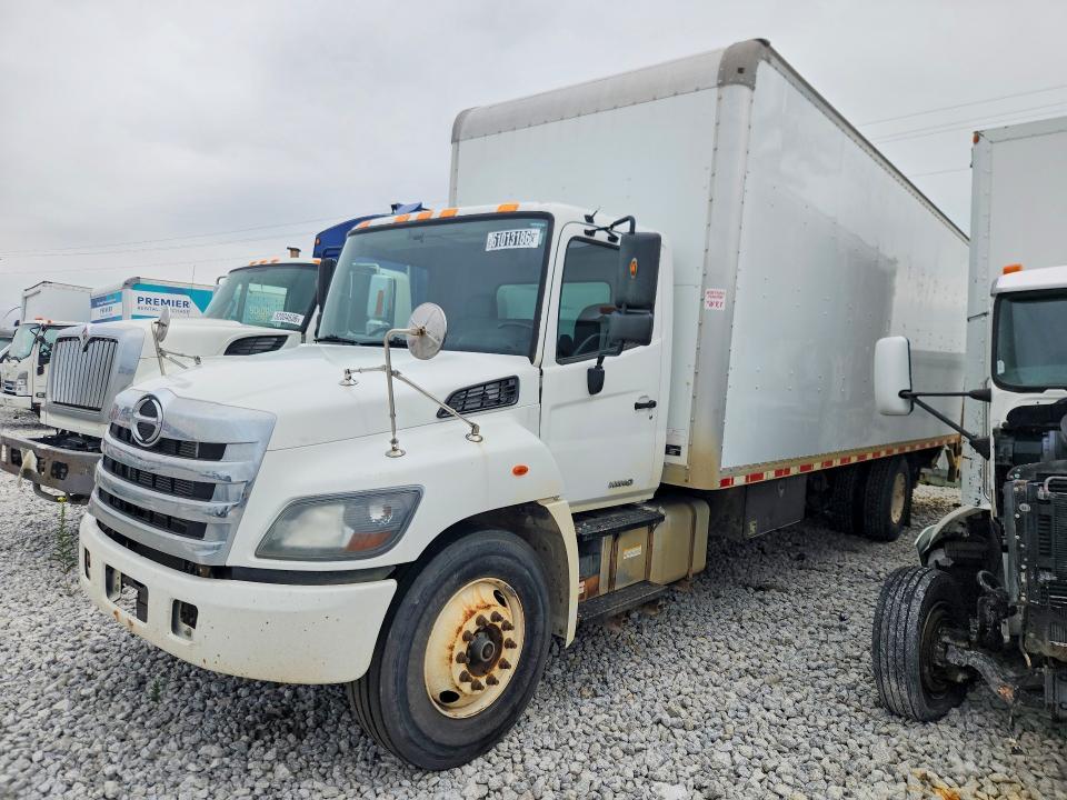 2018 Hino 338 BOX Truck