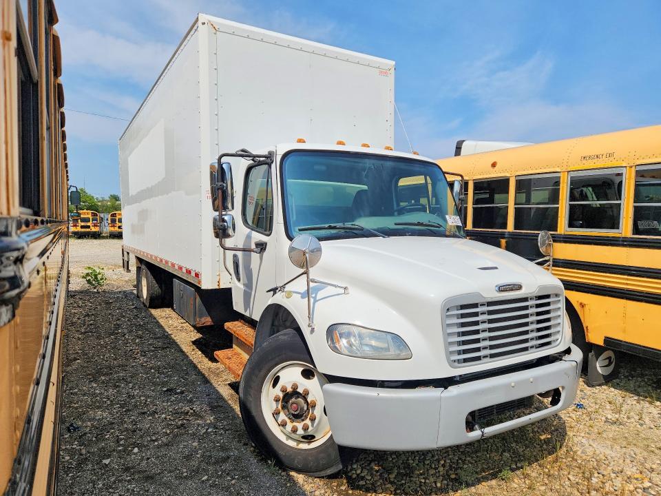 2017 Freightliner Busibess Class M2 BOX Truck
