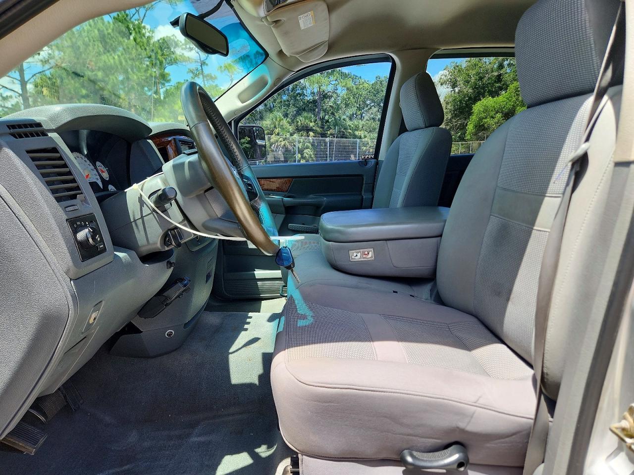2006 Dodge RAM 3500 ST