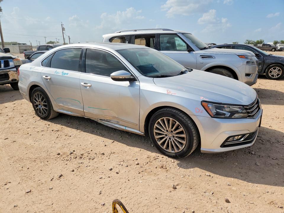 2016 Volkswagen Passat se