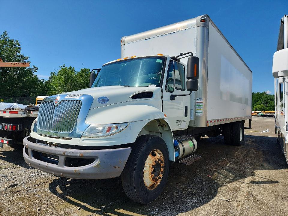 2019 International MA025 BOX Truck