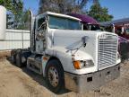 2000 Freightliner FLD120 Semi Truck