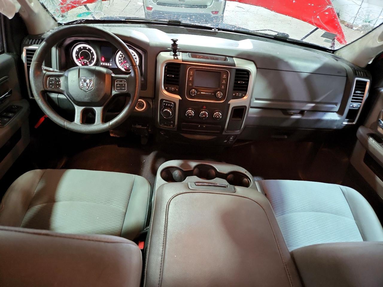 2016 Dodge RAM 1500 SLT