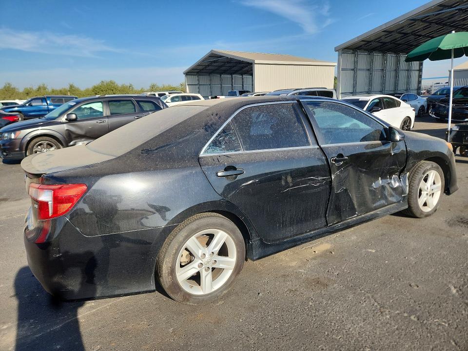 2014 Toyota Camry se