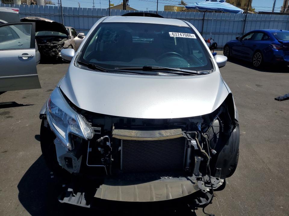 2015 Nissan Versa Note sv