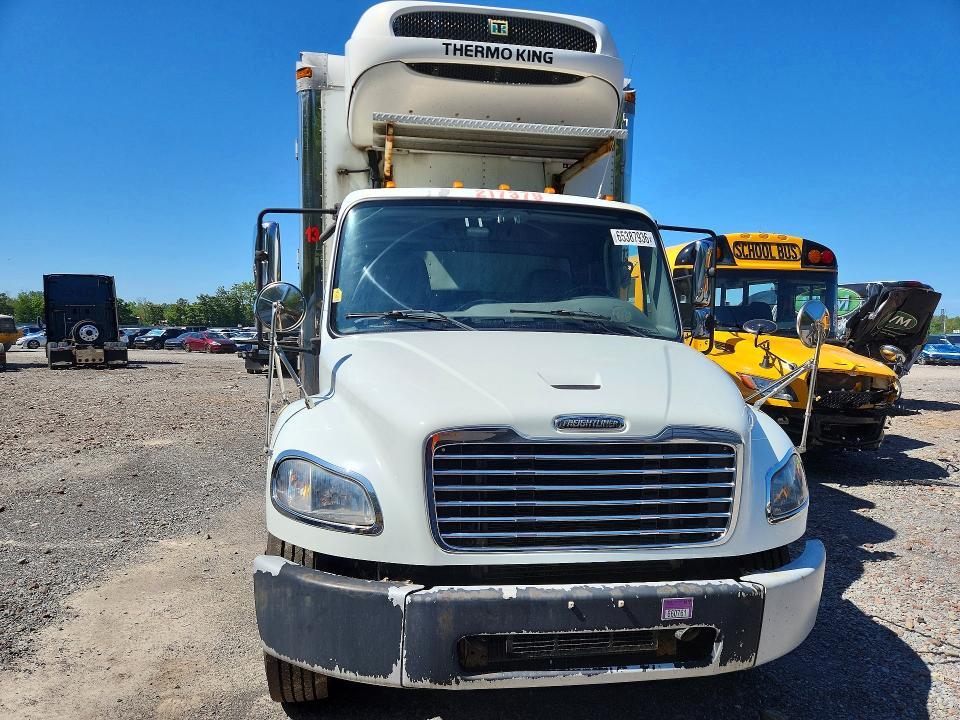2018 Freightliner M2 106 MED-BOX Truck