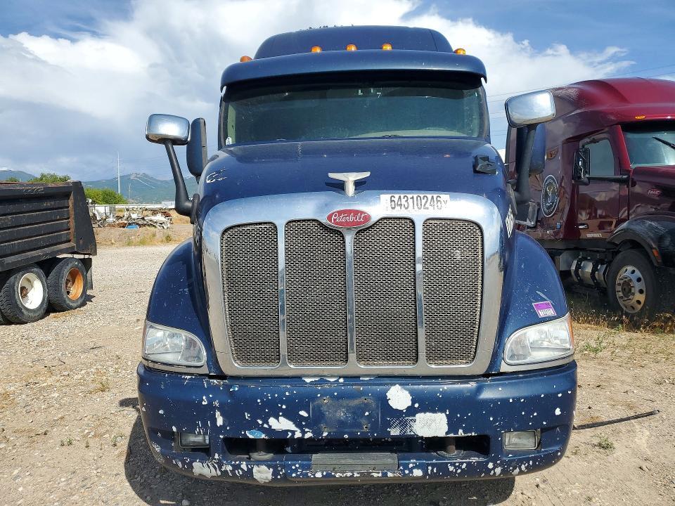 2011 Peterbilt 387