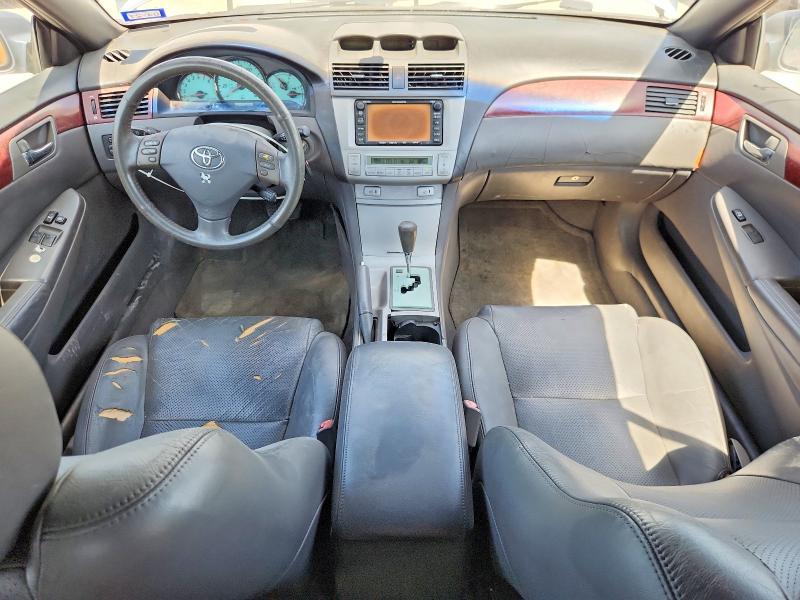 2005 Toyota Camry Solara sle V6