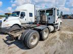 2015 Freightliner Cascadia Semi Truck