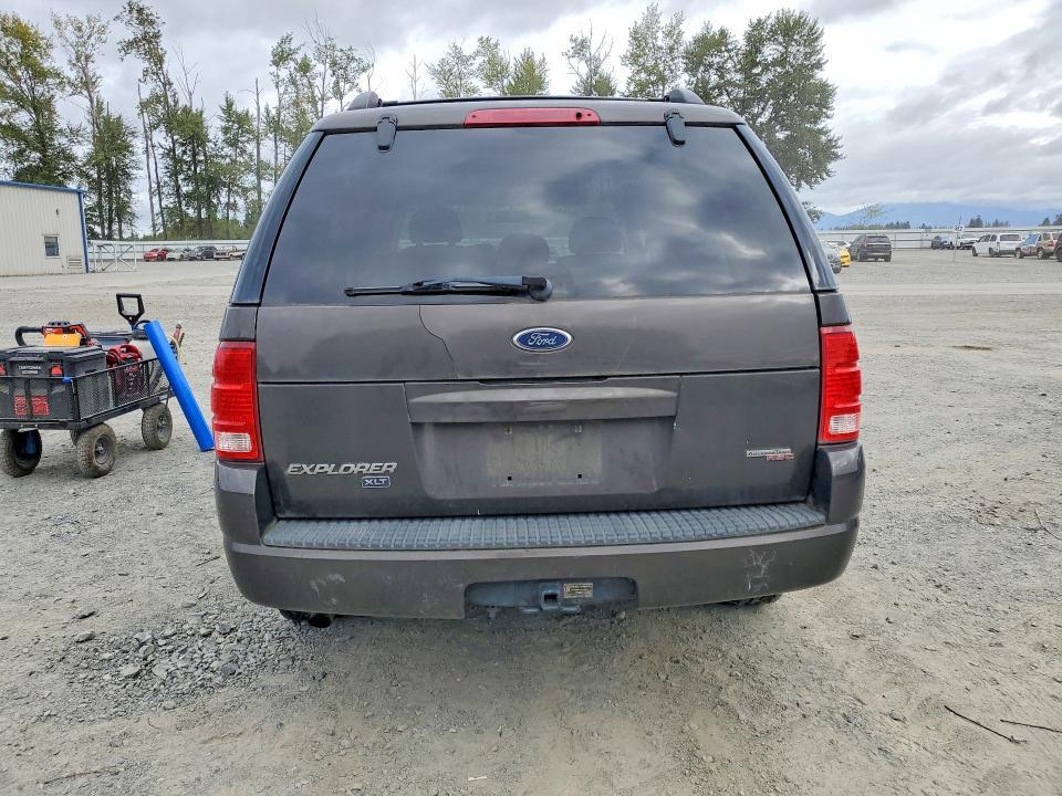 2005 Ford Explorer xlt