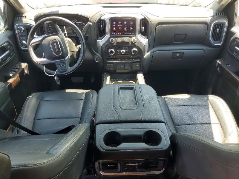 2020 GMC Sierra K1500 SLT