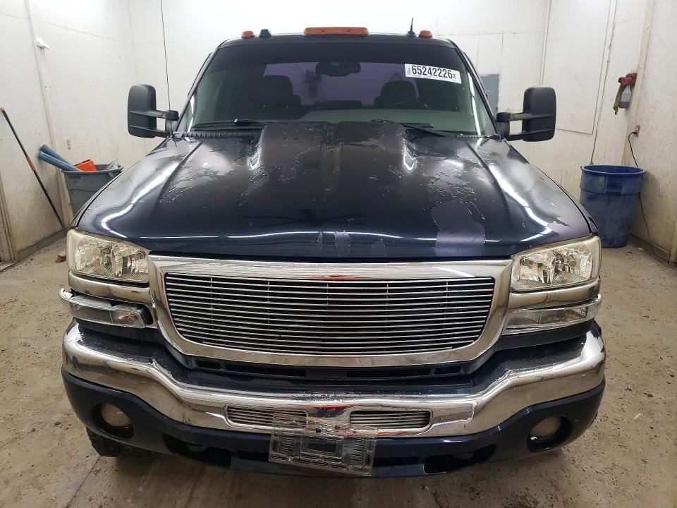 2005 GMC Sierra K2500 Heavy Duty