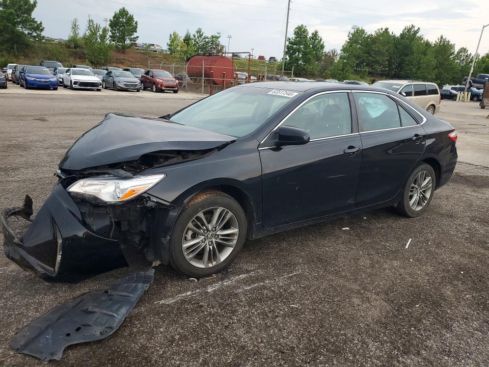2016 Toyota Camry se