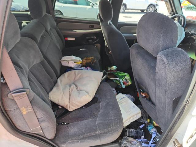 2002 Chevrolet Tahoe C1500