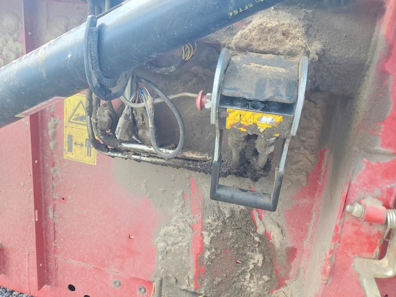 2012 Case 3020-Corn Head
