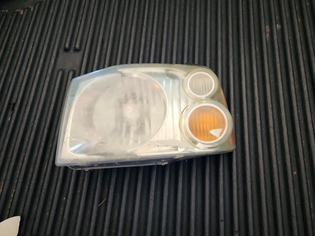 2002 Nissan Frontier Standard