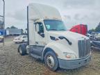 2017 Peterbilt 579 Semi Truck