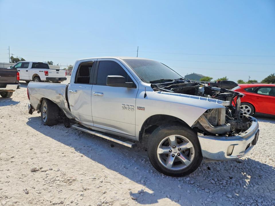 2015 Dodge RAM 1500 SLT