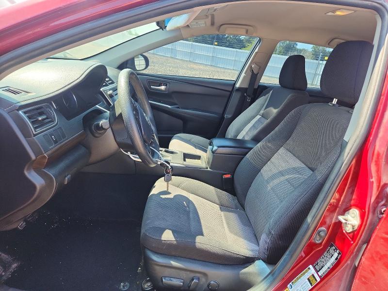 2016 Toyota Camry le