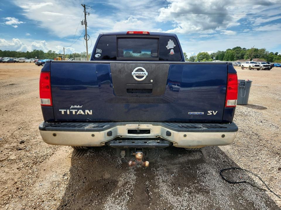 2011 Nissan Titan SV