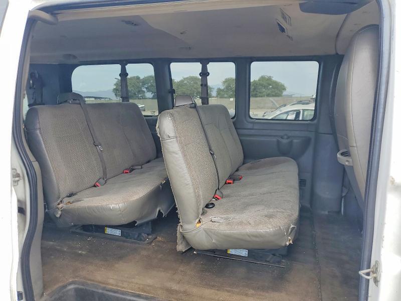 2014 Chevrolet Express G3500 lt