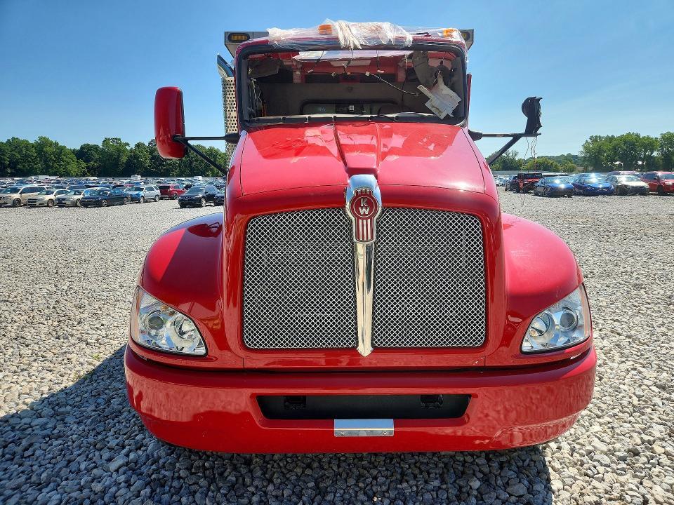 2022 Kenworth Constructi-Dump Truck