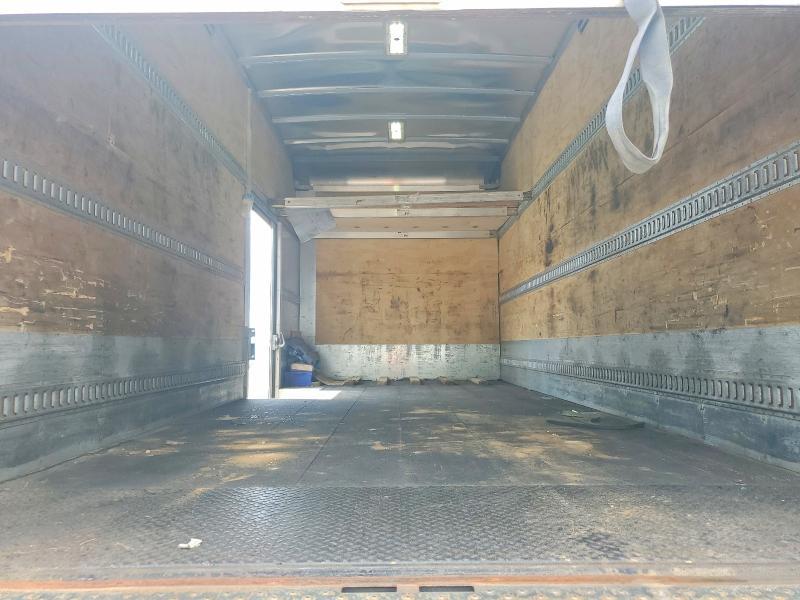 2021 Isuzu NPR HD BOX Truck