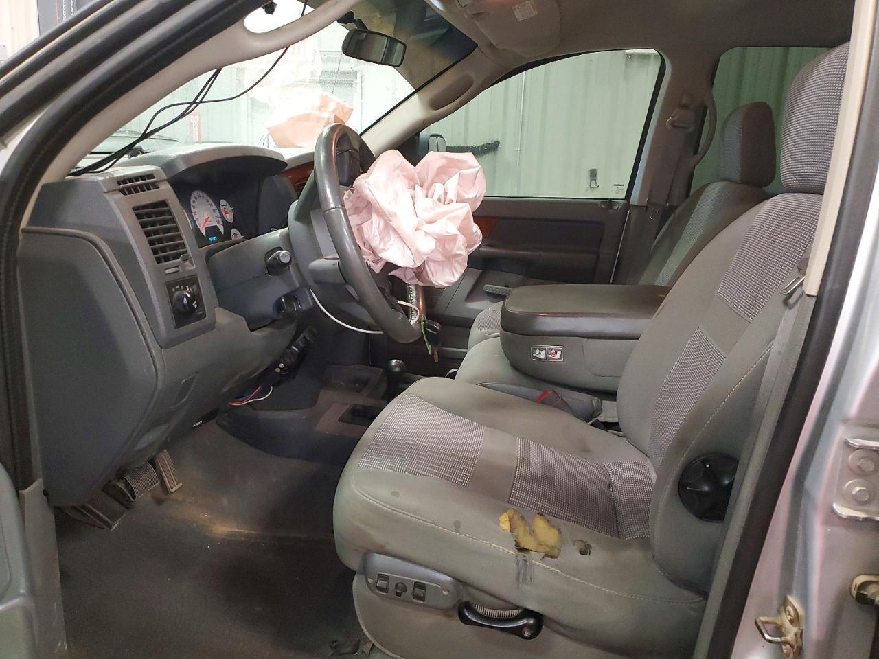 2006 Dodge RAM 2500 ST
