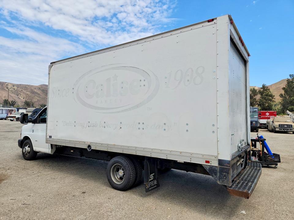 2018 Chevrolet Express Delivery Truck