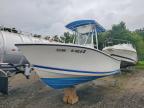 2002 Regulator 21 CC-Boat