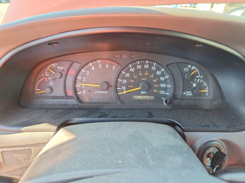 2004 Toyota Tundra SR5