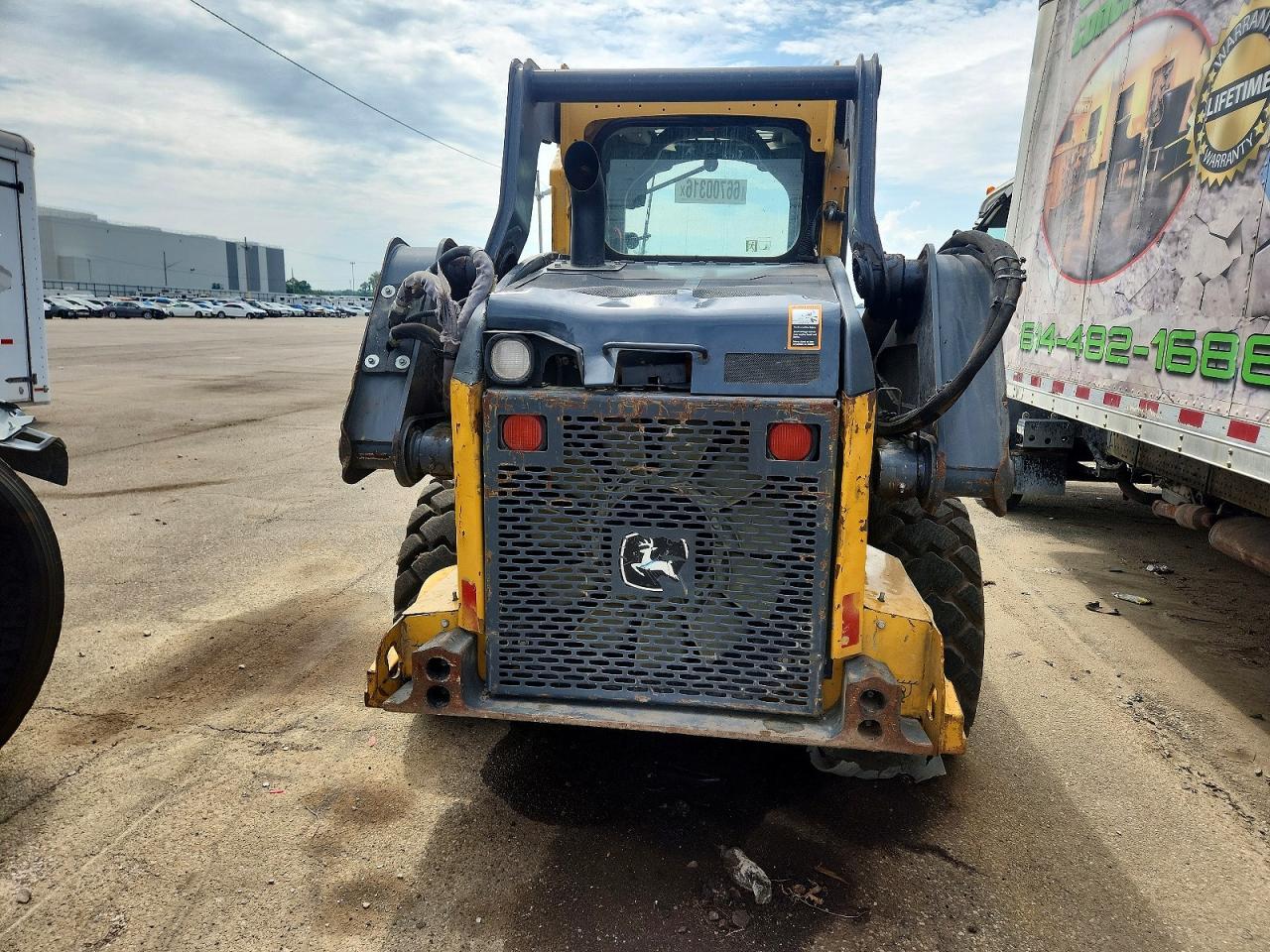 2021 John Deere 324 Skid Steer Loader