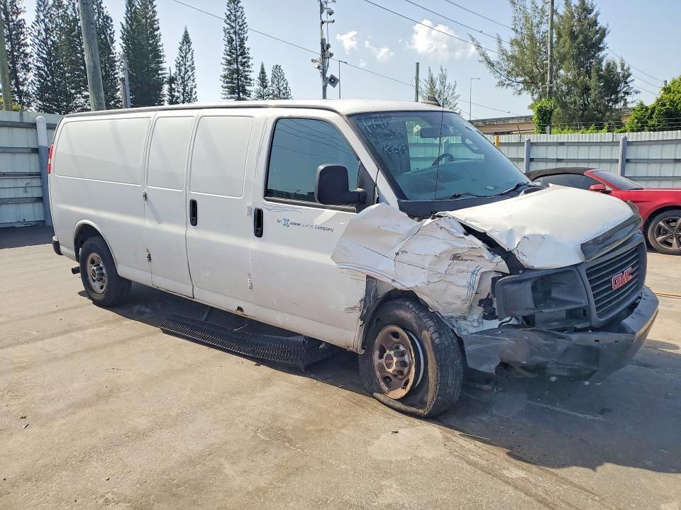 2016 GMC Savana G2500