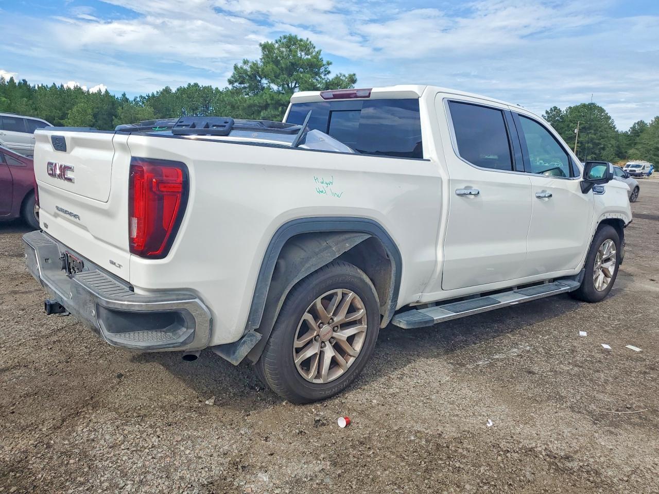 2020 GMC Sierra C1500 SLT