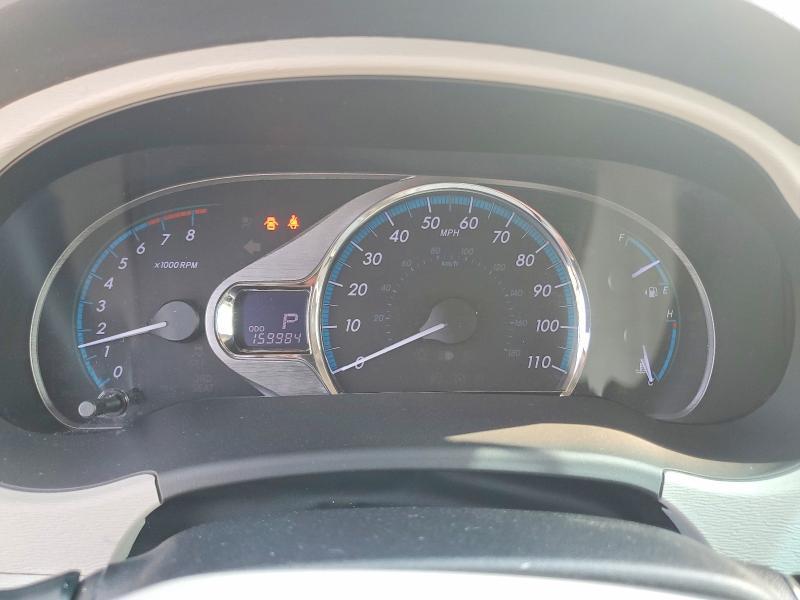 2012 Toyota Sienna xle 8-passenger
