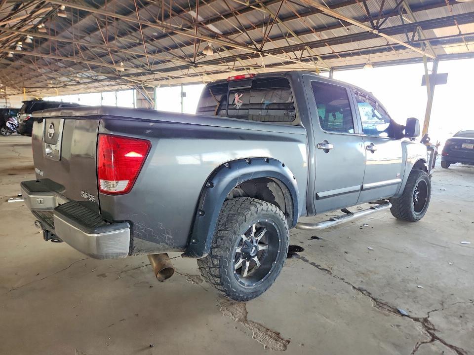 2004 Nissan Titan XE