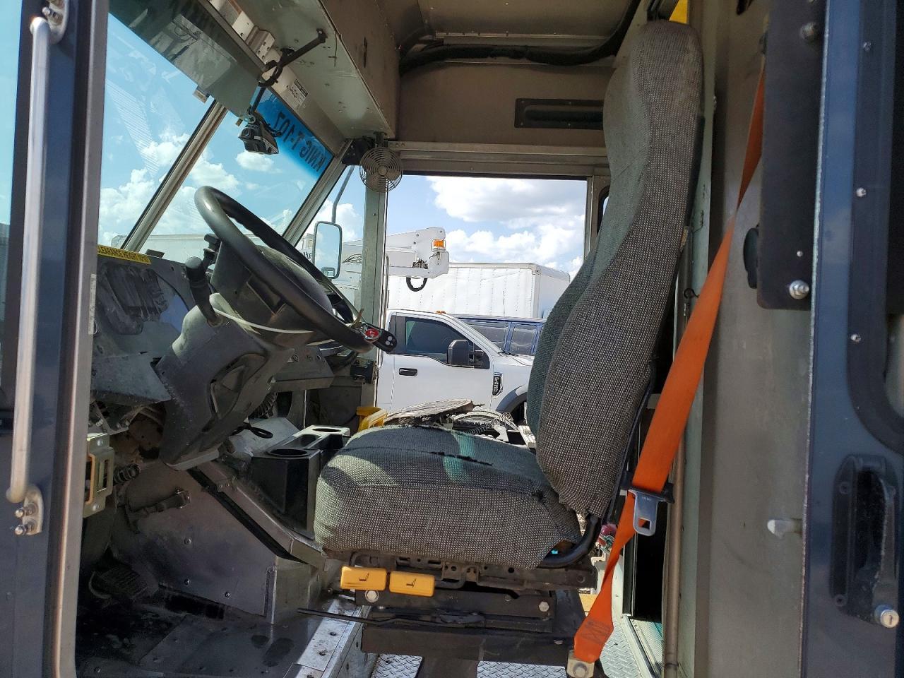 2021 Ford F59 Delivery Truck