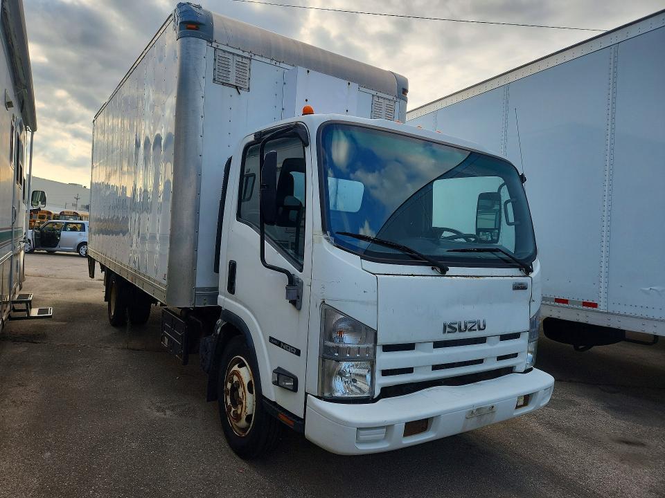 2014 Isuzu NQR BOX Truck